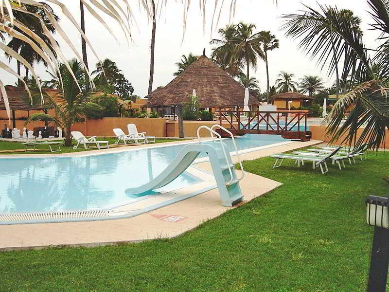 Sunbeach Hotel & Resort Bakau Luaran gambar