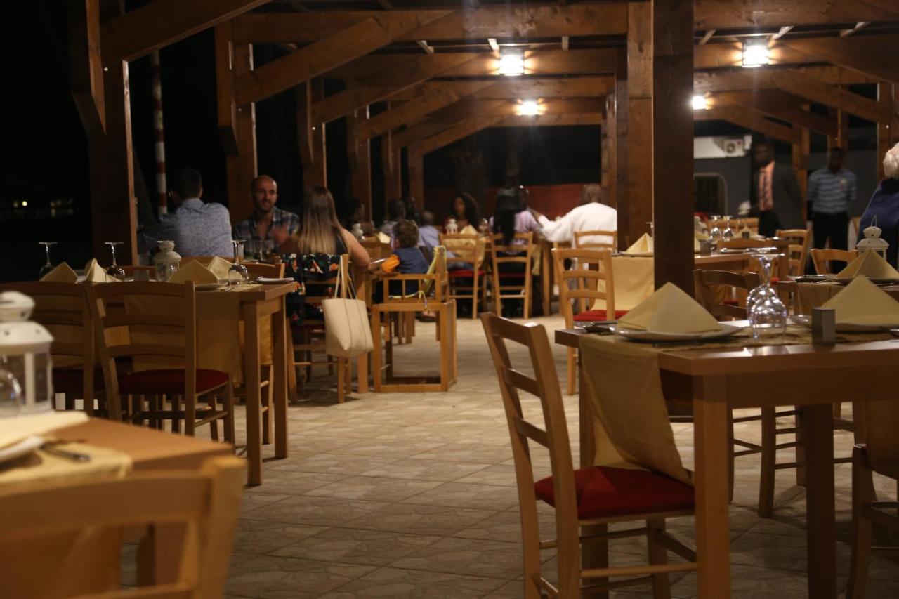 Sunbeach Hotel & Resort Bakau Luaran gambar